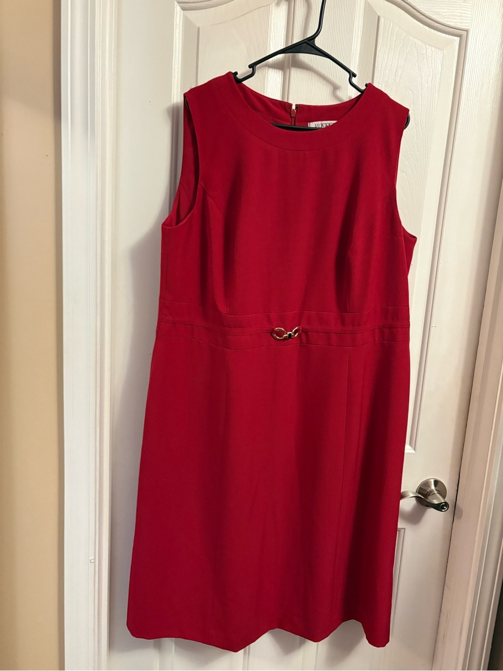Kasper Sleeveless Red Sheath Dress with Gold-Tone Waist Accent